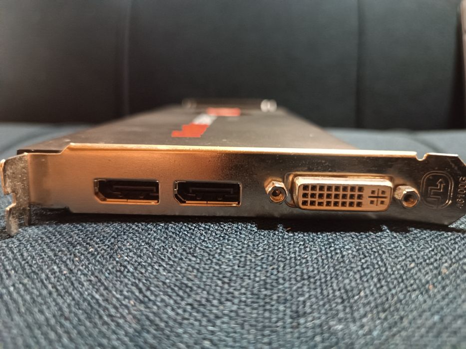 Placa Gráfica AMD FirePro V5900 2GB GDDR5 – 2x DisplayPort + DVI