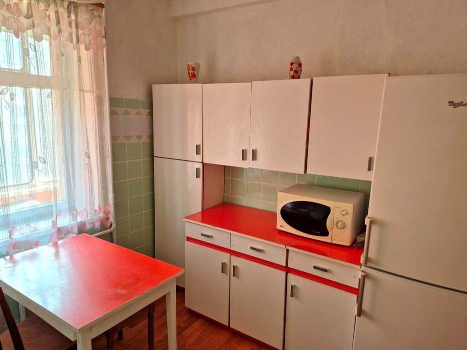 Оренда 2-кімнатна квартира на Русанівці, вул. Ентузіастів, 35