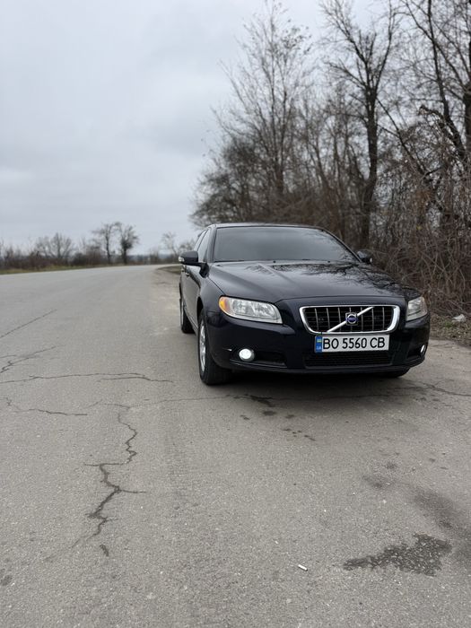 Авто в хорошому стані технічно справний