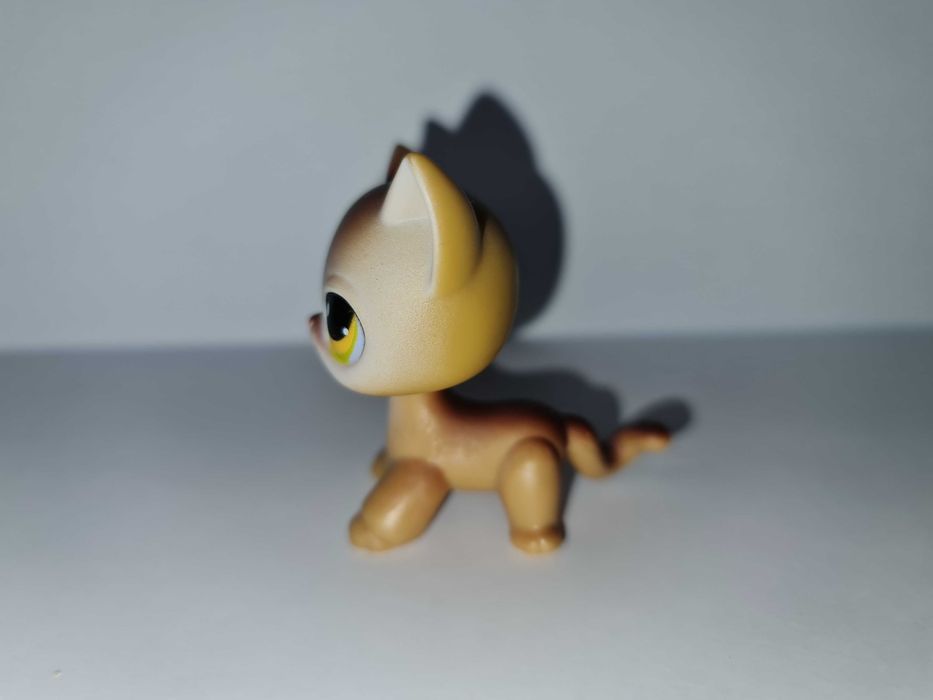 Oryginalny Littlest pet shop brązowy kot shorthair #19 LPS