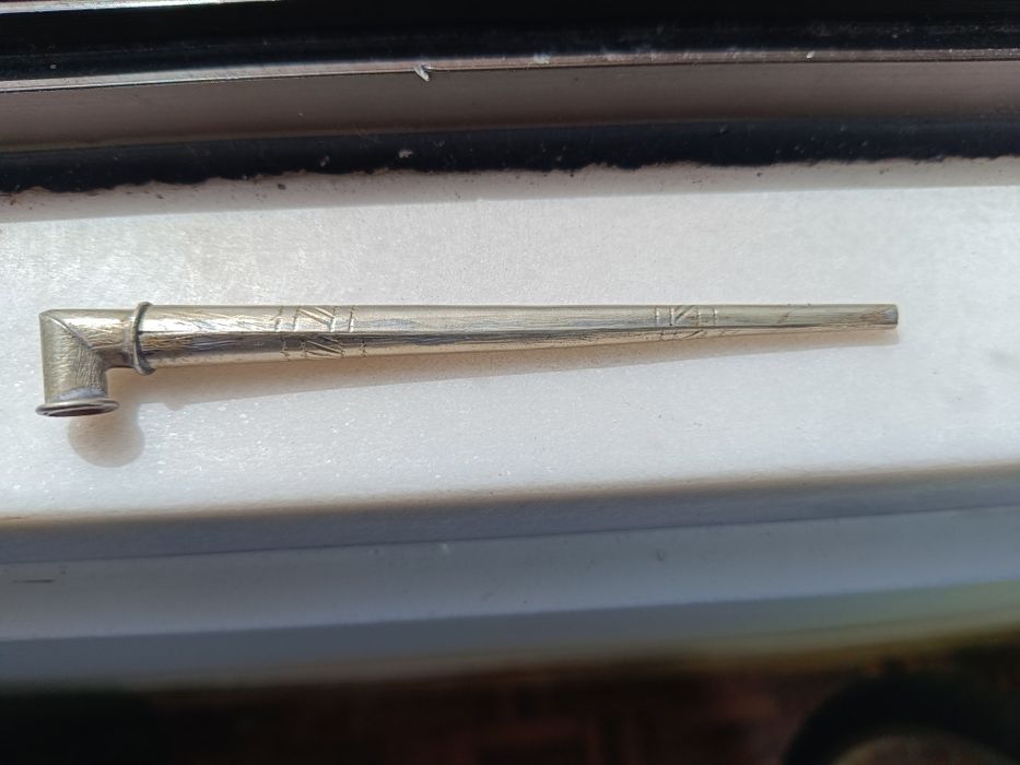 Cachimbo antigo em estanho