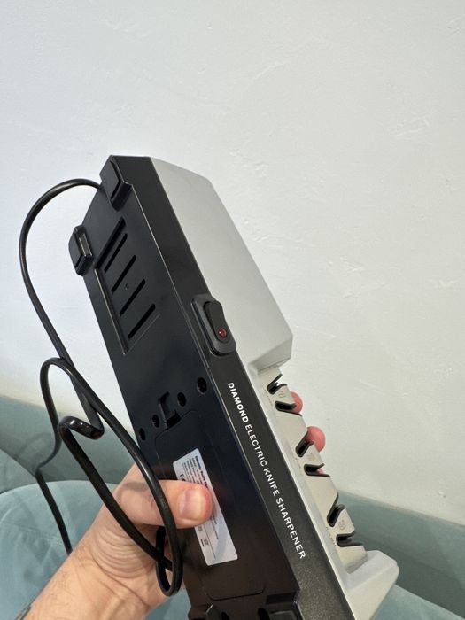 Oportunidade!!! Amolador de Facas Elétrico Diamond novo!