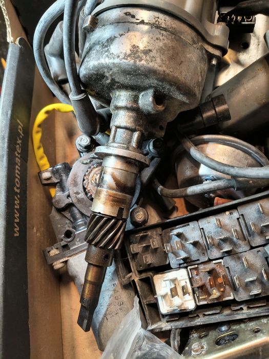Oryginał aparat zapłonowy kopułka palec jeep xj 4.0 mopar 3 piny