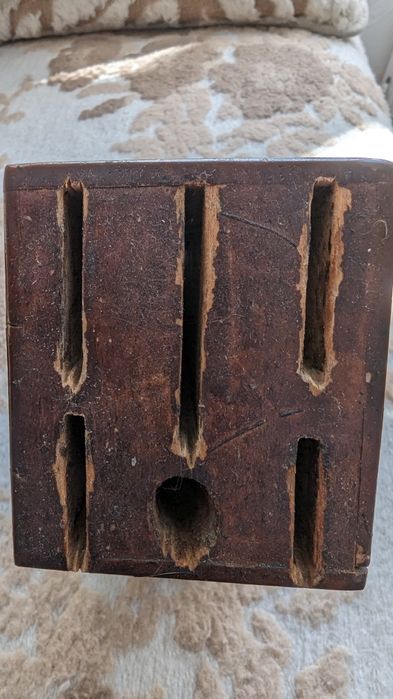 Bloczki drewniane na noże .