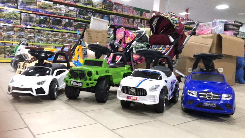 Детский транспорт, детские толокары, детские машинки с ручкой.