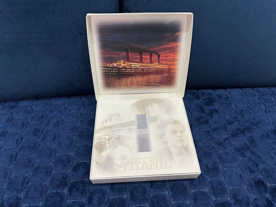 Album Film Kaseta Titanic VHS z kadrami