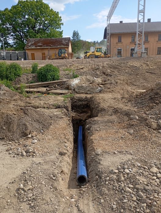 Przewiert sterowany horyzontalny przewiert pod drogą przecisk przepych