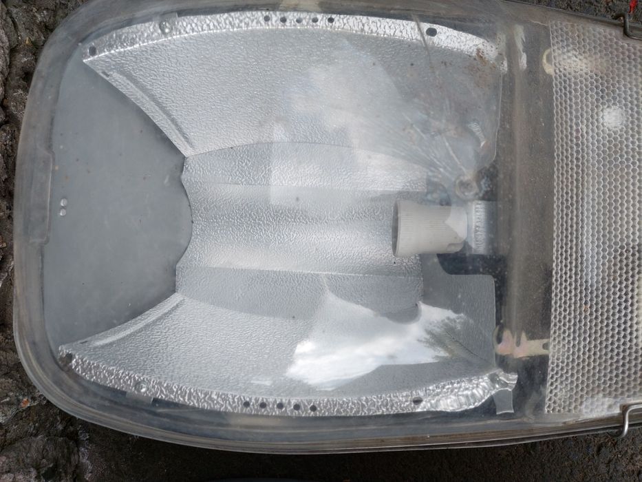 Oprawy lamp komplet