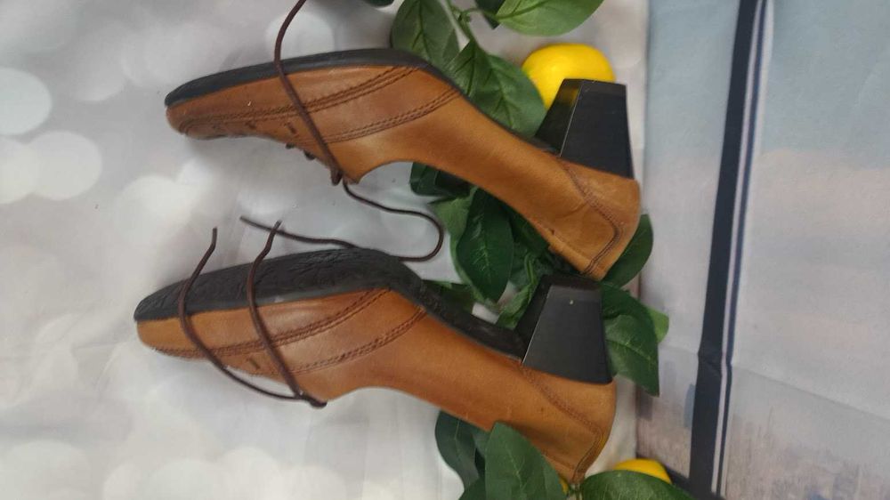 Brązowe czółenka Footglove Wider Fit – skórzane, klasyczne, 39/40