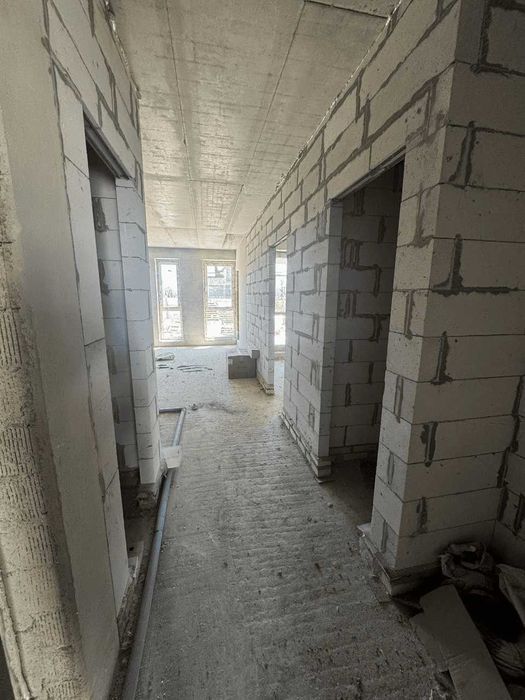 Продам 2 кімнатну Винники 62 мкв секція 4