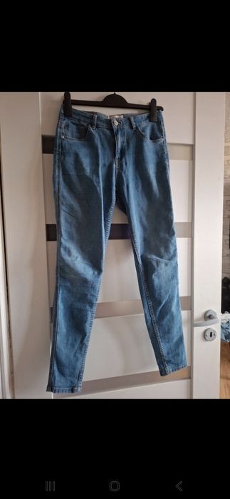 Spodnie jeansy Reserved 38