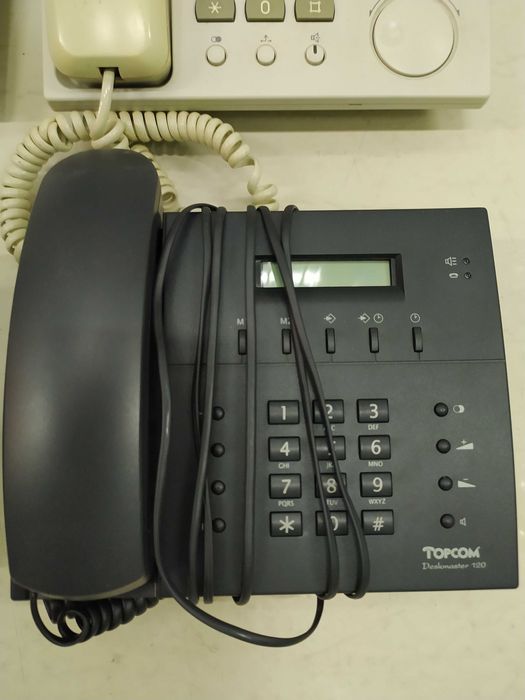 Telefones e Central Panasonic, por unidade