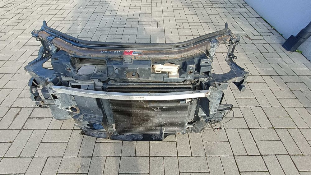 Audi A2 Pas przedni 1.4 B
