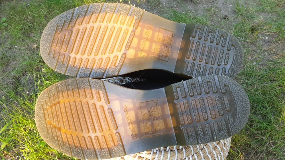 Buty damskie   Dr. Martens  8065 Mary Jane