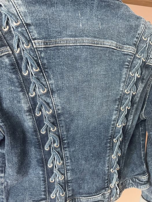 Guess kurtka jeansowa granatowa jeans niebieska S ozdobny warkocz