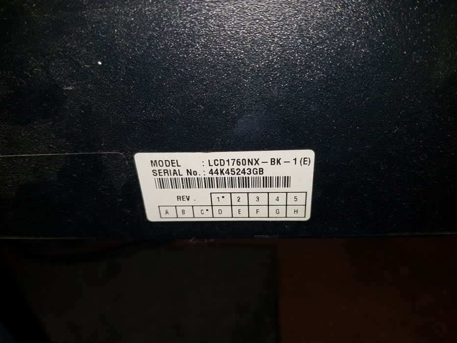 Dwa monitory jako para nec lcd1760nx 17 csli