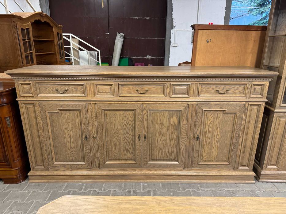 Jadalnia w stylu Hampton zestaw mebli do salonu komoda witryna dąb