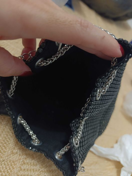 Mala Preta Brilhante NOVA