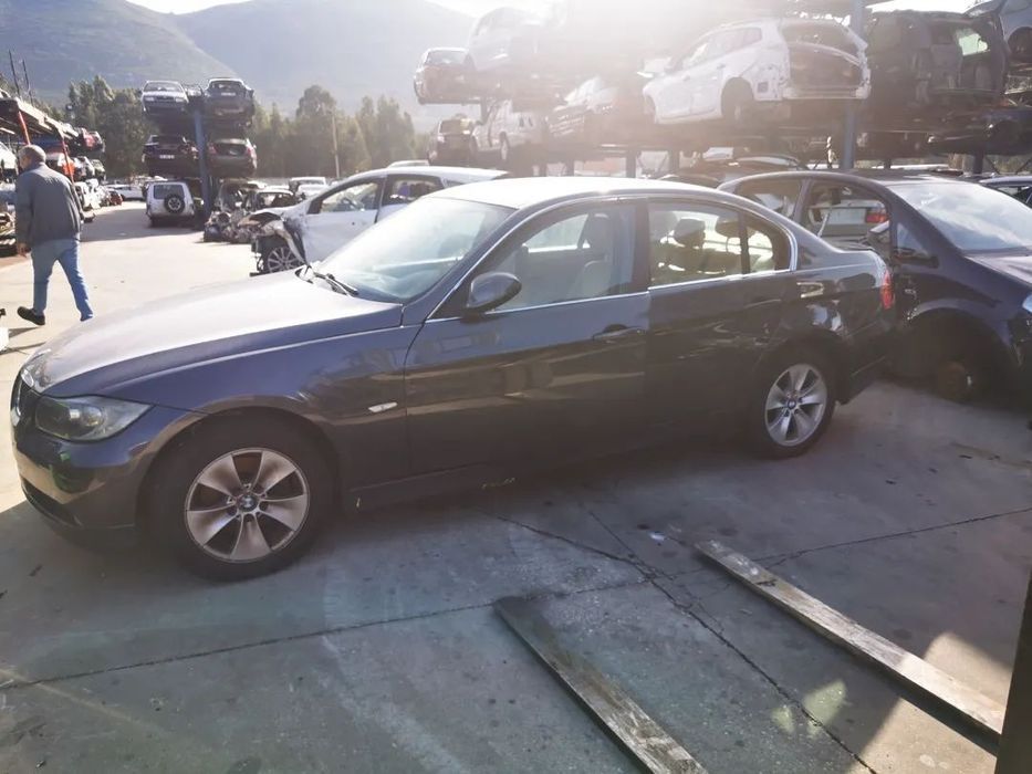 Peças BMW E90 325 I