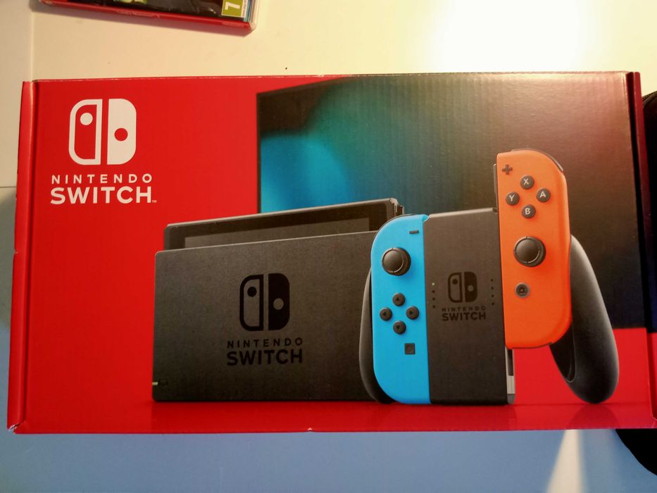 Vendo Nintendo Switch+Jogo Luigys Mansion 3+Mala transporte tudo novo