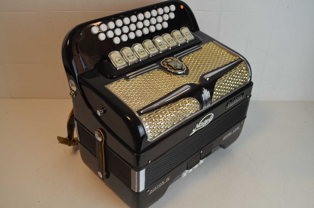 Concertina Adria 4 voz. N 03