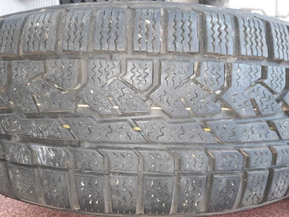 Felgi R17 5x120 z oponami zimowymi KUMHO 215/60 R16