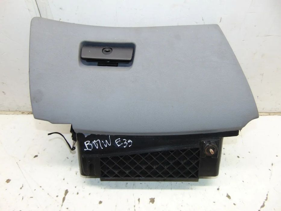 BMW E39 porta luvas " usado em bom estado