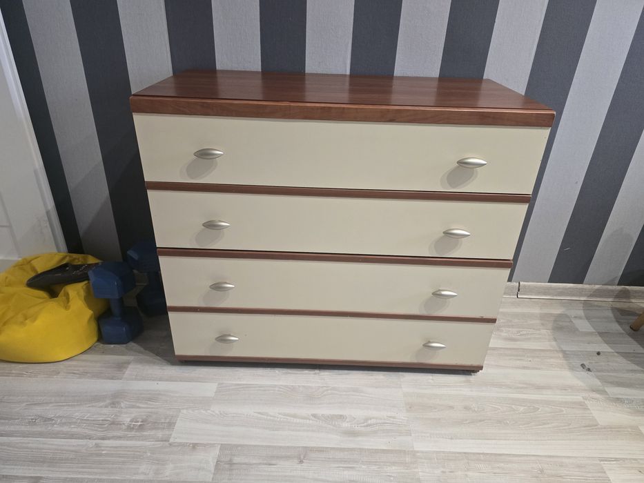 Komoda z szufladami vox