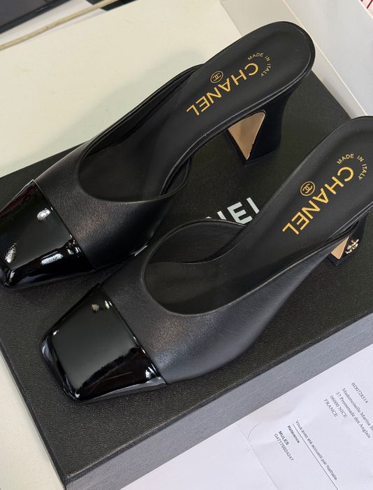 Мюли Chanel Patent Calfskin каблук туфли Шанель