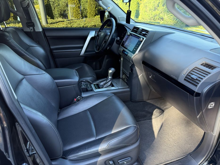 Toyota Land Cruiser Prado 2019 VIN JTEBU3FJ20K170293 фото оголошення 19 з 24
