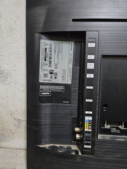 TV Samsung UE40MU6455UXXC