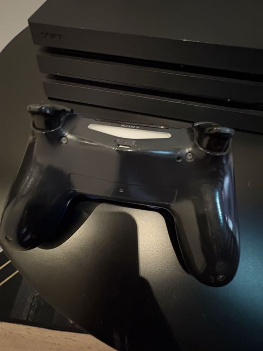 Playstation 4 pro 1tb