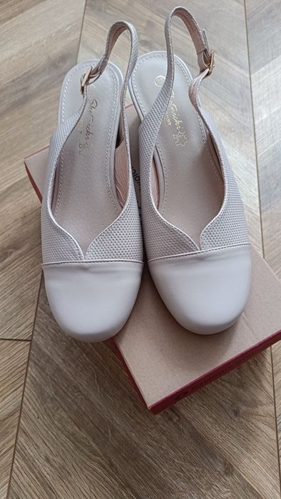 Półbuty rozmiar 38