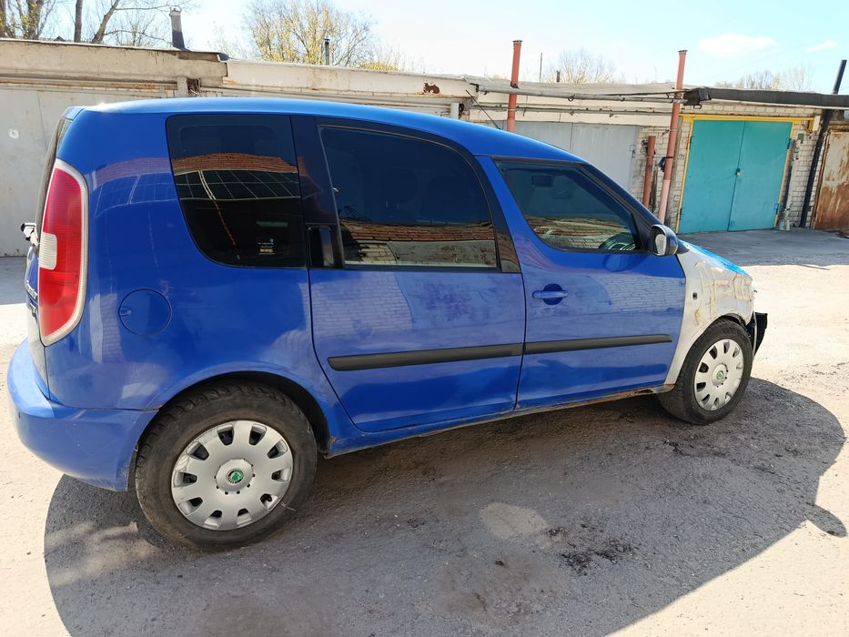 Skoda Roomster 1,4 газ бензин