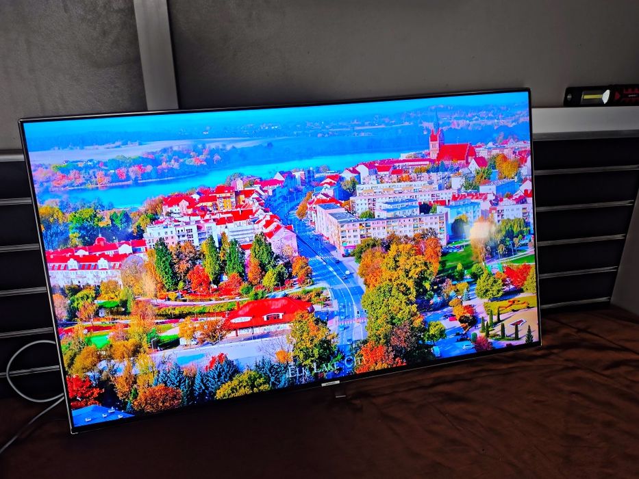 Samsung 49" 4K Smart TV Netflix YouTube DVB-T 2 hevc