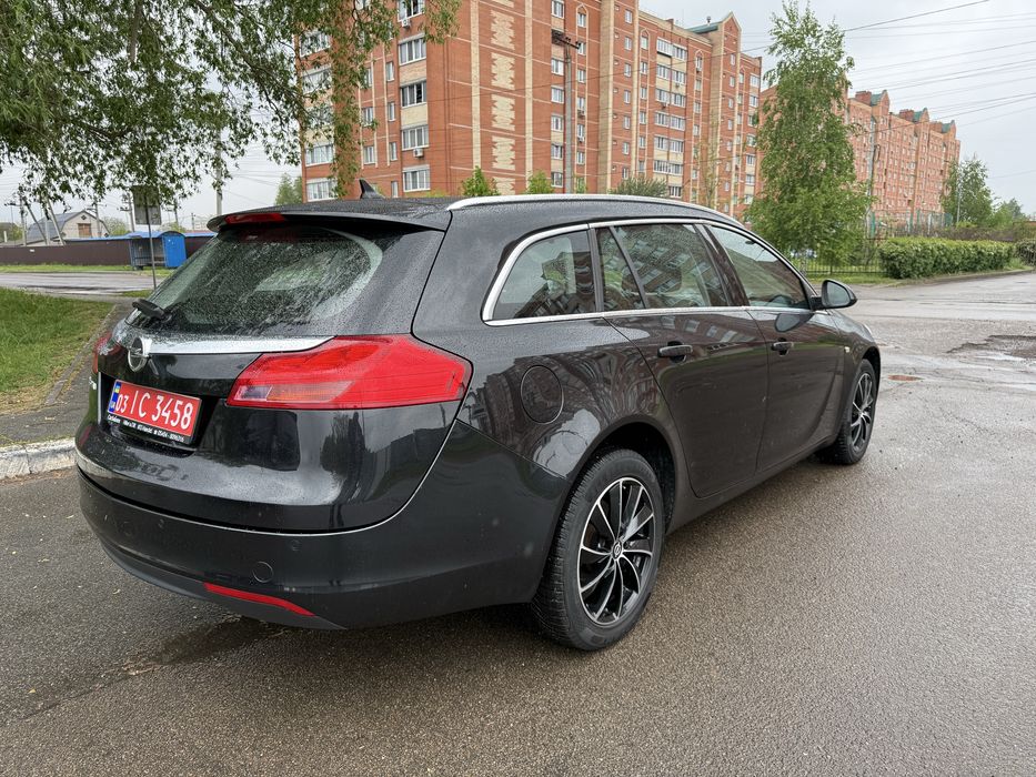 Opel Insignia з Німеччини Розмитнена