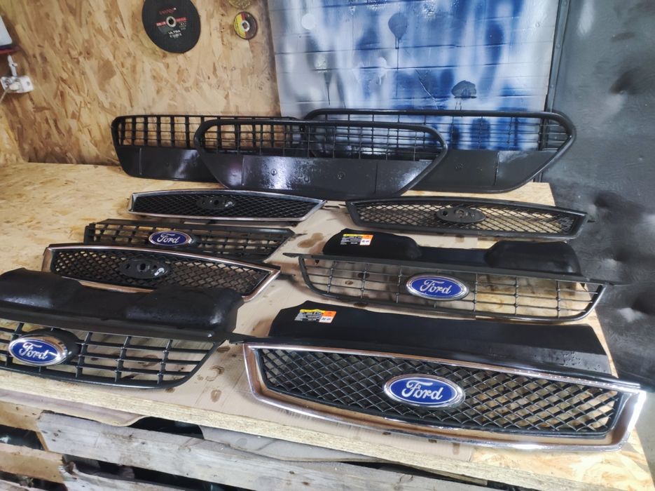 Решітка форд  фокус 2 разборка ford focus 2 c-max
