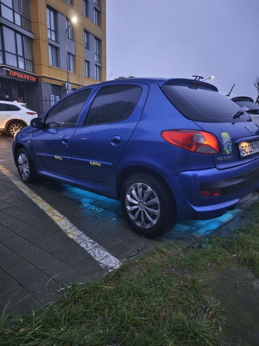 Peugeot 206+ 1.4 дизель