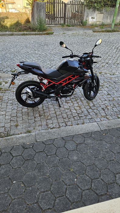 Mota Benelli bn125  nova