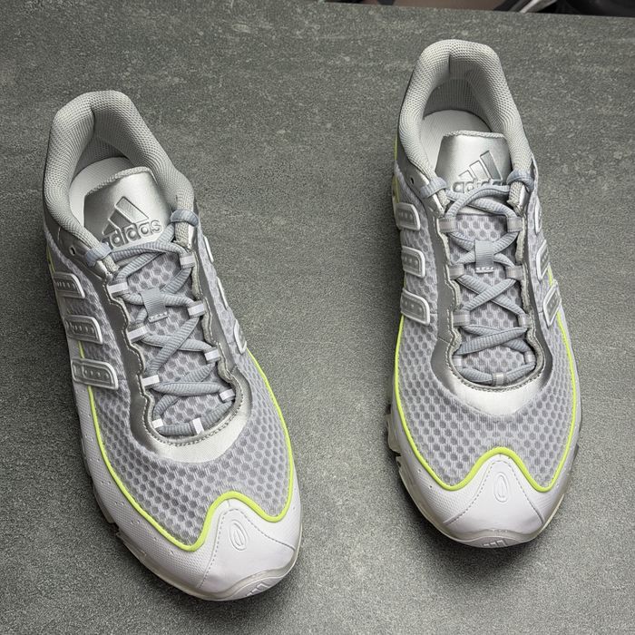 44.5р.ОРИГІНАЛ 100% Кросівки кроссовки адідас Adidas Megaride JR0908