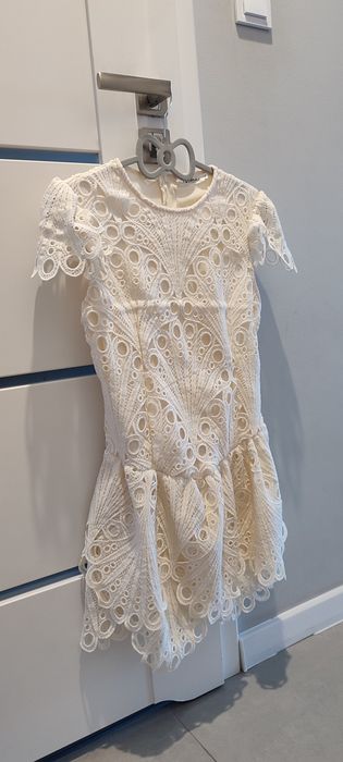 Sukienka koronkowa Varlesca Nowa rozm. S