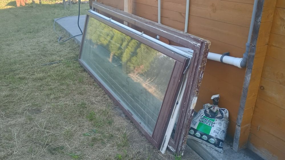 Okno / drzwi balkonowe z demontażu 241 x 87