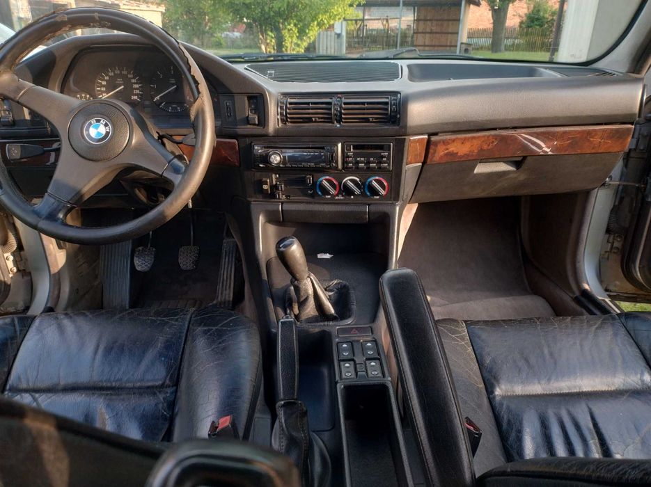 BMW e 34 520 i b+g