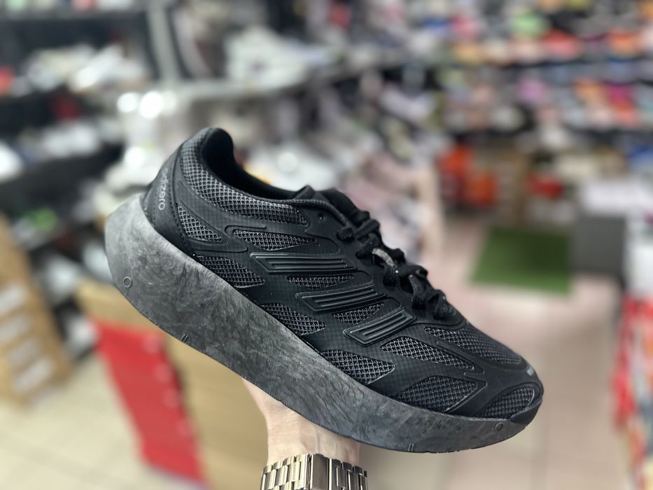 Бігові кросівки Adidas Adizero ARUKU  ( РОЗМІР 42 2/3 )