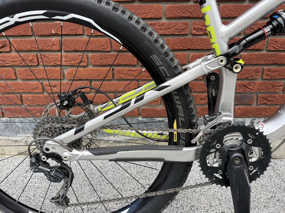 Двопідвіс Specialized