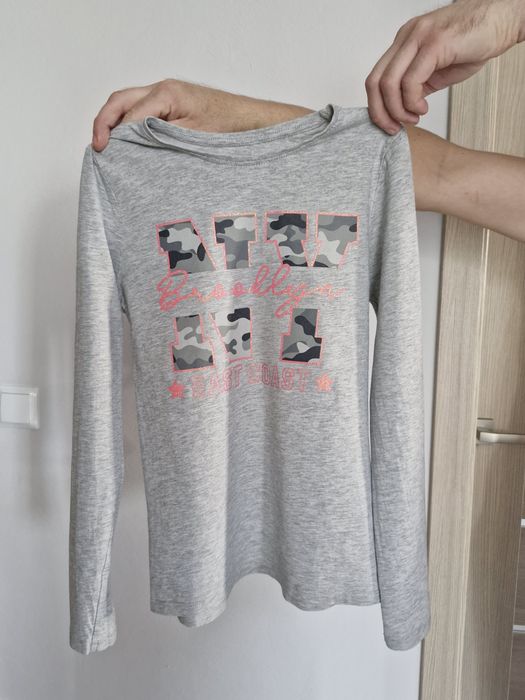 Bluzka dziewczęca z długim rękawem  r. 146, Primark