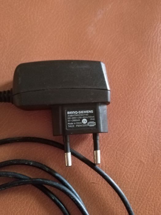 BenQ-Siemens EF-81 ładowarka + słuchawki SAMSUNG