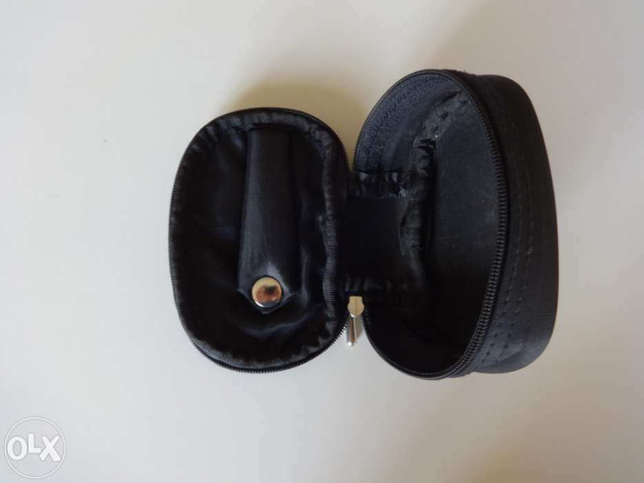 Porta moedas preto impermeável