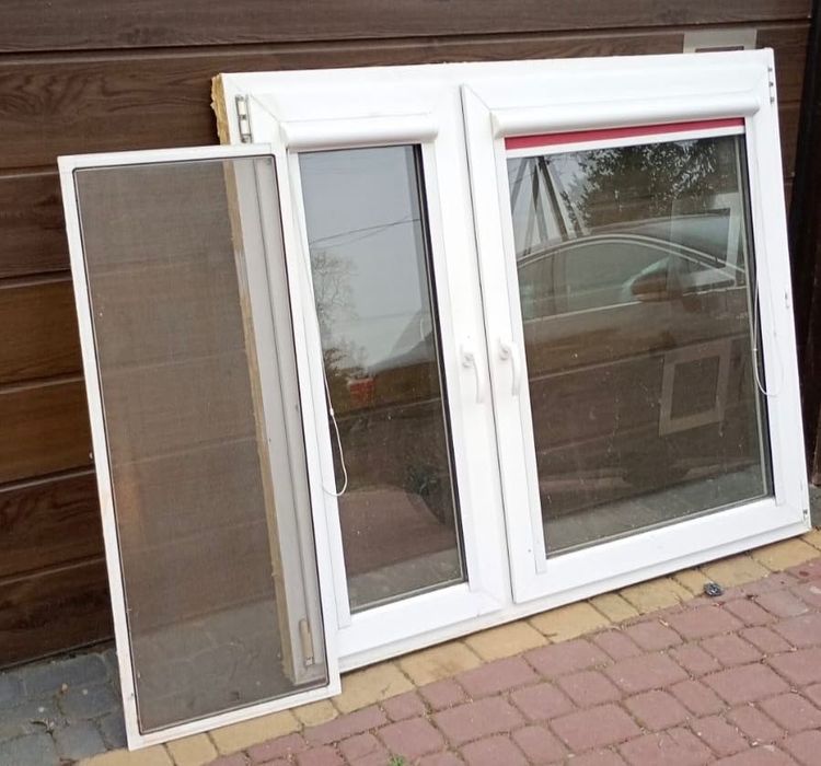 Okno ścienne podwójne