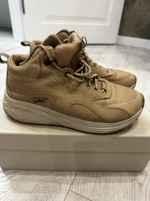 Кросівки жіночі Skechers, 38р